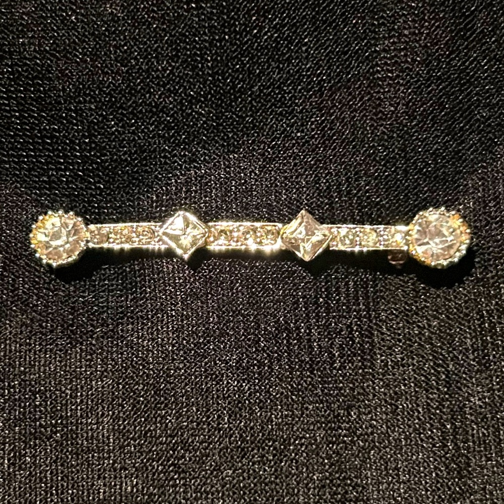 Sleek Rhinestone Brooch Pin